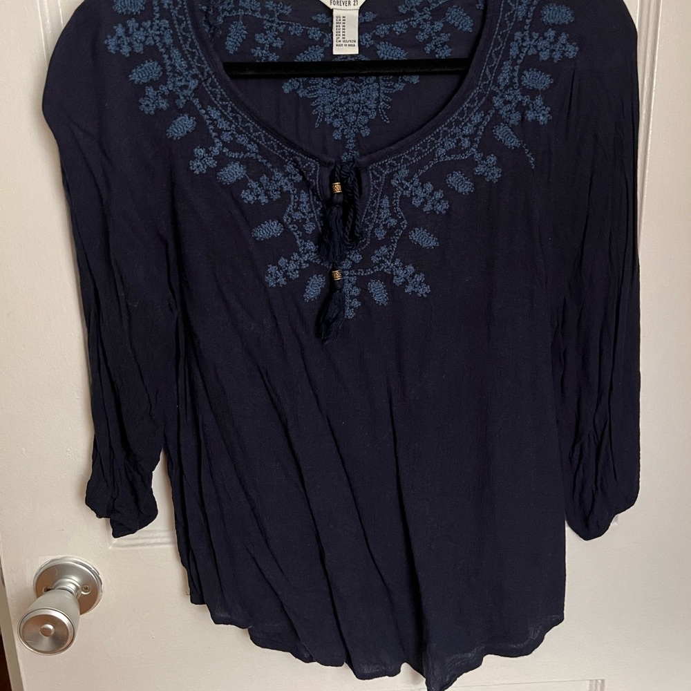 Forever21 Navy blouse, size M